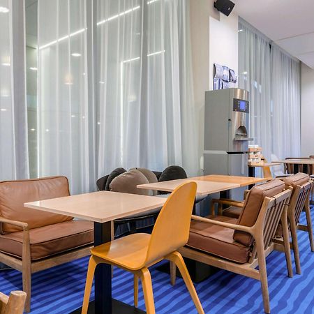 Готель Ibis Styles La Rochelle Centre Екстер'єр фото