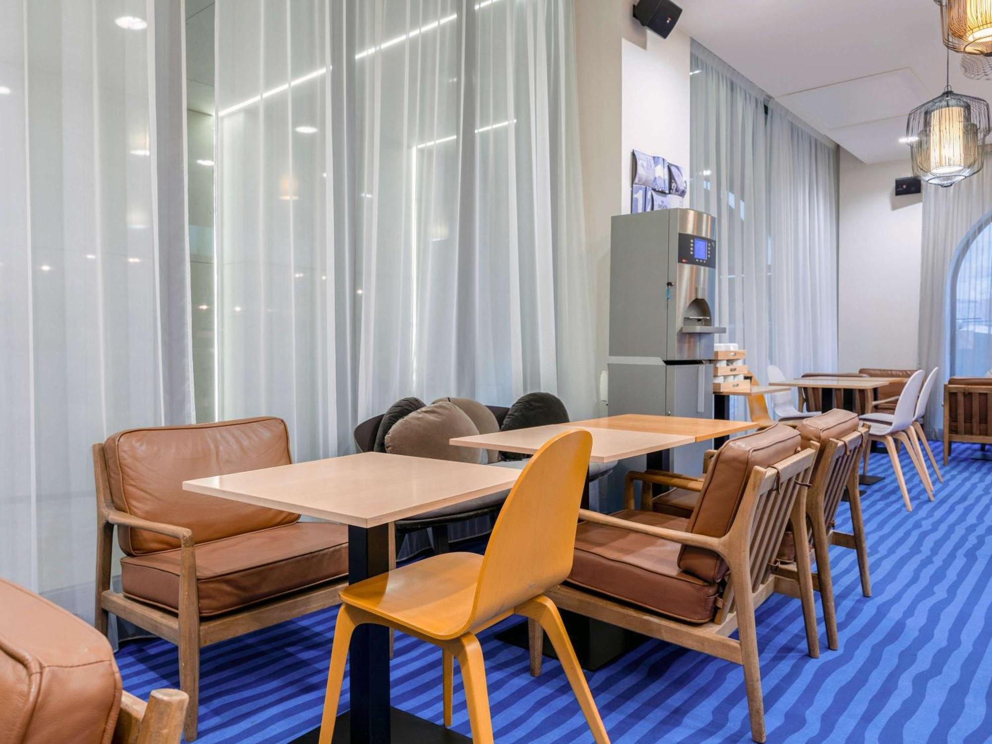 Готель Ibis Styles La Rochelle Centre Екстер'єр фото