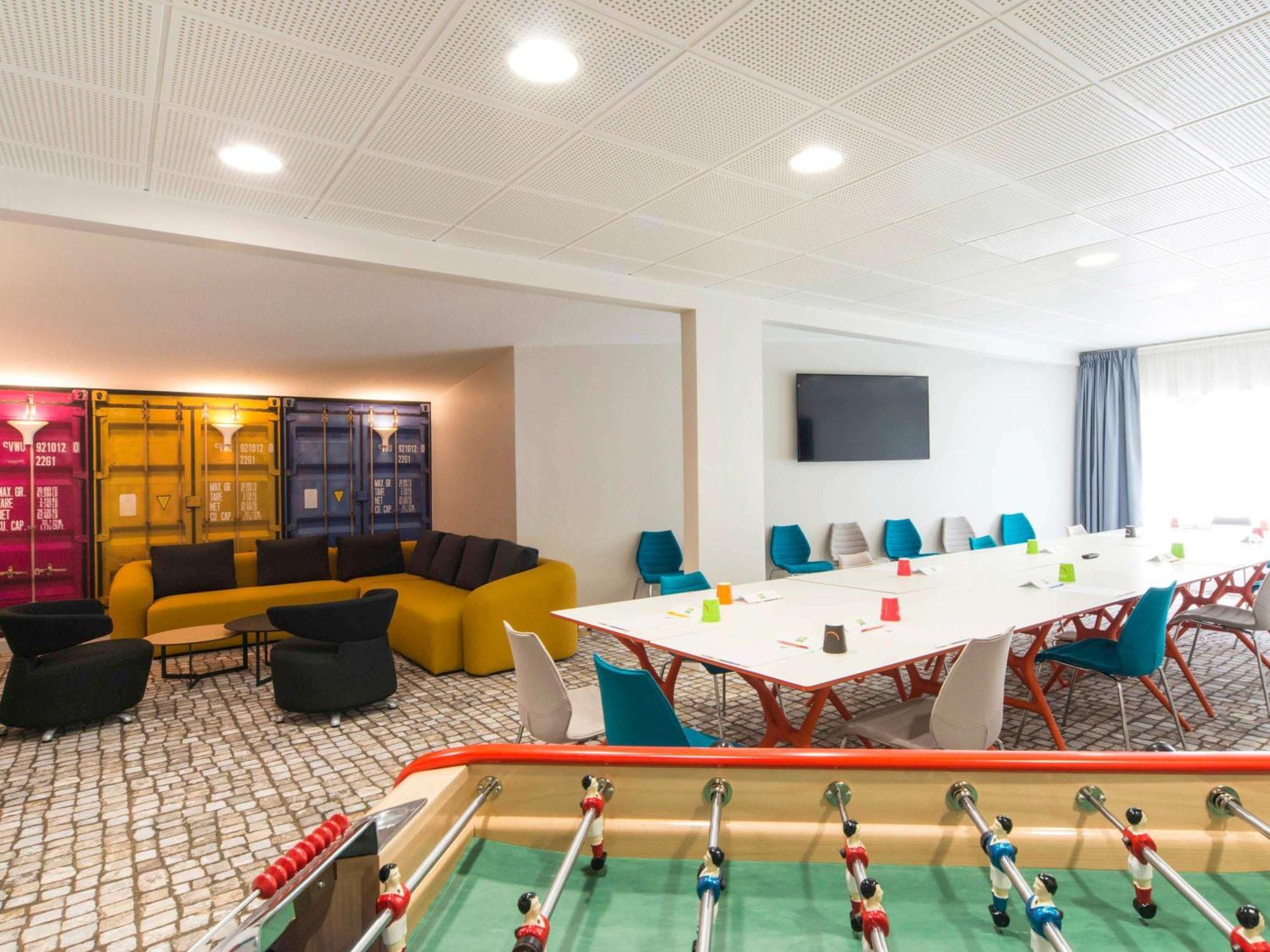 Готель Ibis Styles La Rochelle Centre Екстер'єр фото
