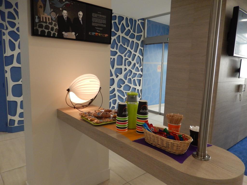 Готель Ibis Styles La Rochelle Centre Екстер'єр фото